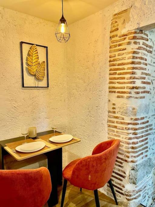 Le Studio Du Port Châteauneuf-sur-Loire Exteriör bild